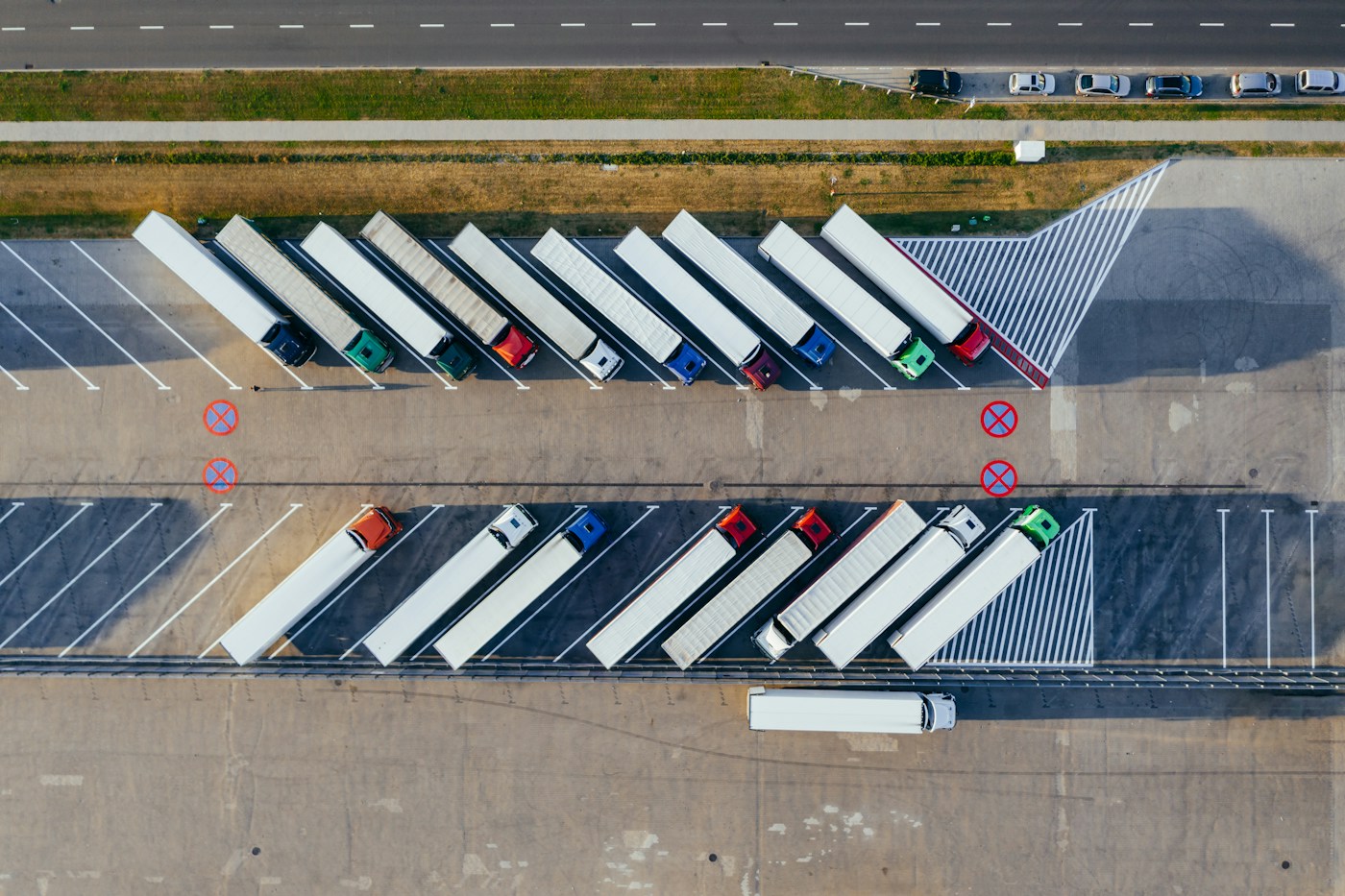 Industrial facility supporting a reliable energy system